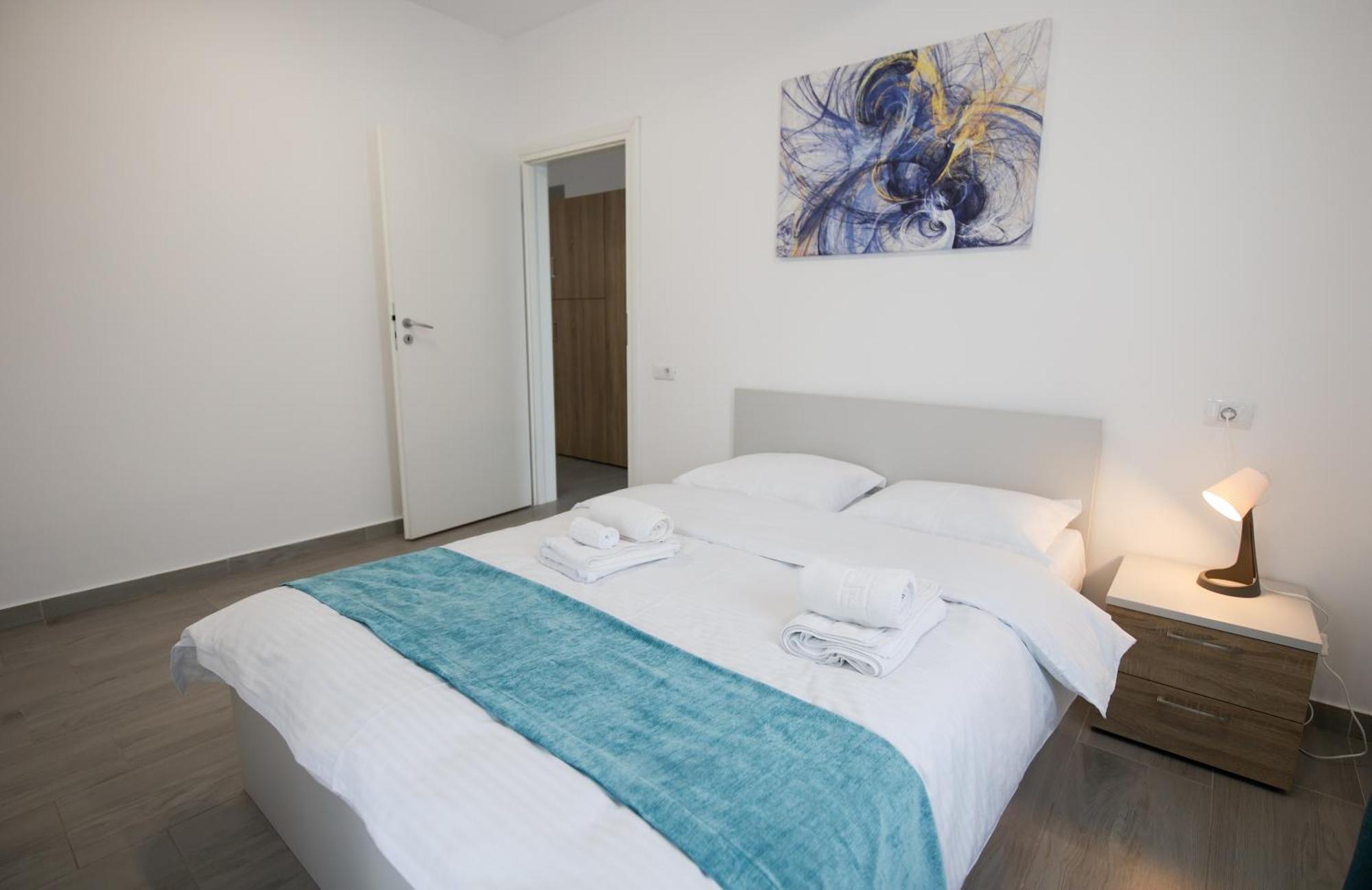 Vitan Central Oasis ---Free Secured Private Parking---Self Check-In-- Bükreş Oda fotoğraf